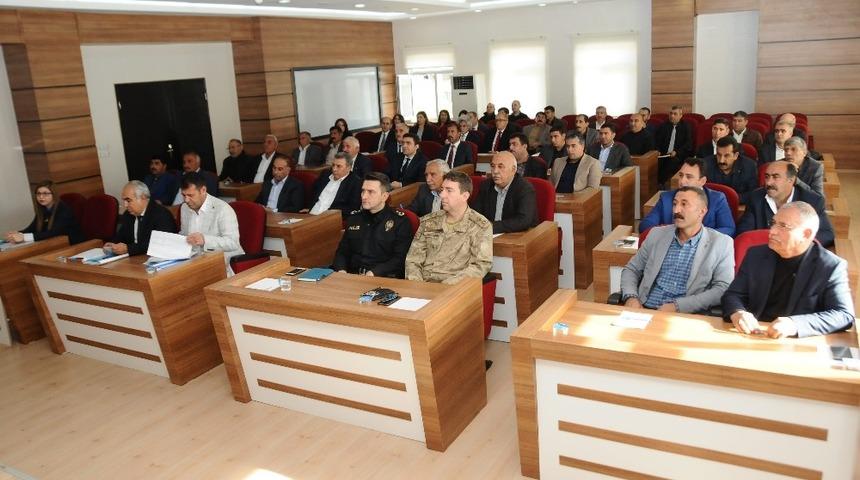 Kaymakam Koç muhtarlarla bir araya geldi