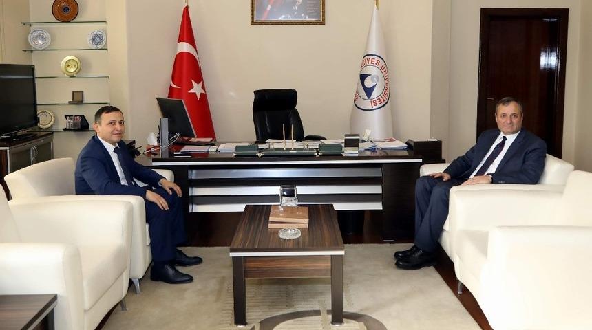 İl Emniyet M&uuml;d&uuml;r&uuml; Kulular&rsquo;dan Rekt&ouml;r &Ccedil;alış&rsquo;a Ziyaret