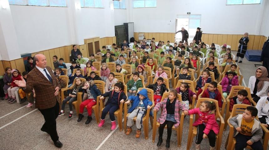 Çocuklara ağız ve diş sağlığı eğitimi verildi