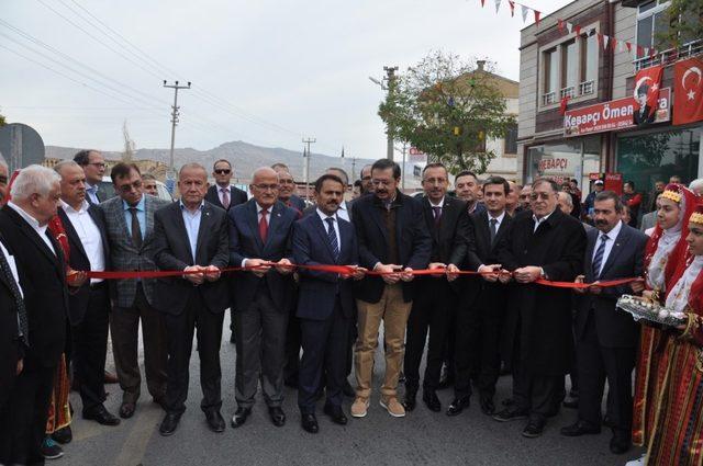 TOBB Başkanı Hisarcıklıoğlu’nun ismi caddeye verildi