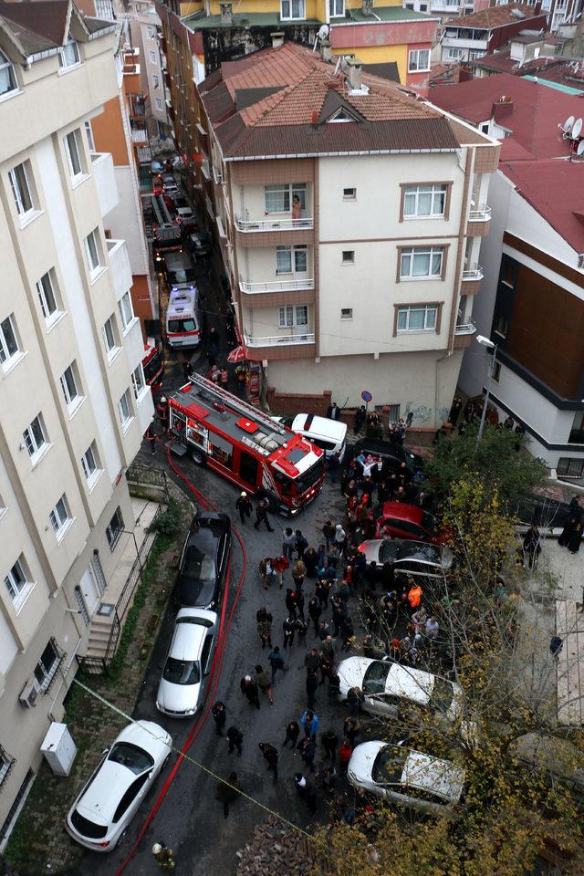 Şişli'de elektrik sobası kısa devre yaptı; iki daire alev alev yandı