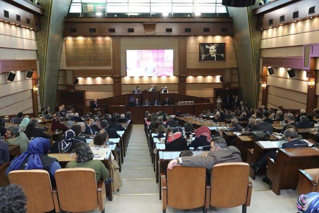 İBB'nin 2019 bütçesi Meclis'e sunuldu