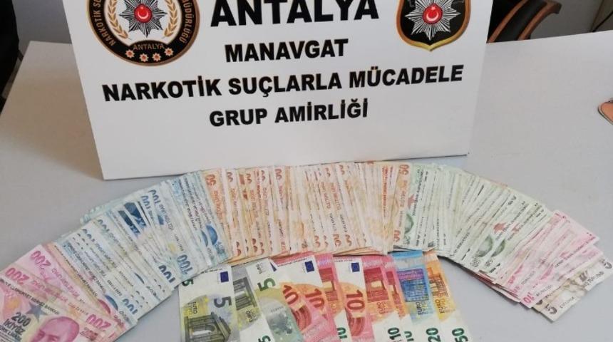 Antalya&rsquo;da uyuşturucu operasyonu