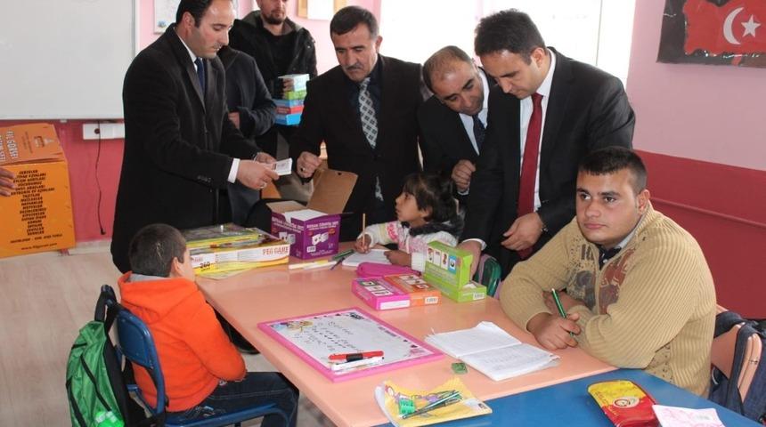 Kaymakam Dundar&rsquo;dan okul ziyareti