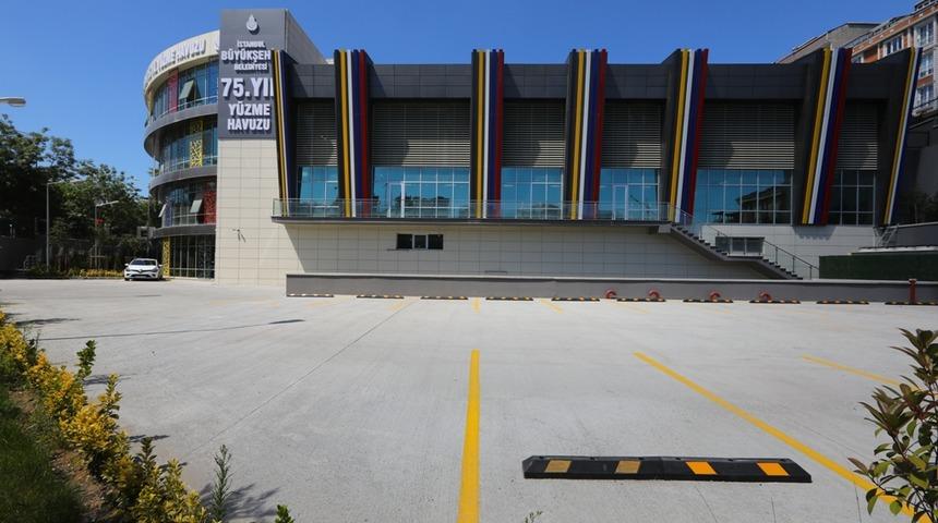 Sultangazi Kapalı Y&uuml;zme Havuzu hizmete a&ccedil;ıldı