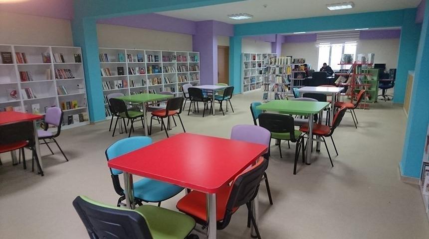 Aslanapa Halk K&uuml;t&uuml;phanesi hizmete girdi