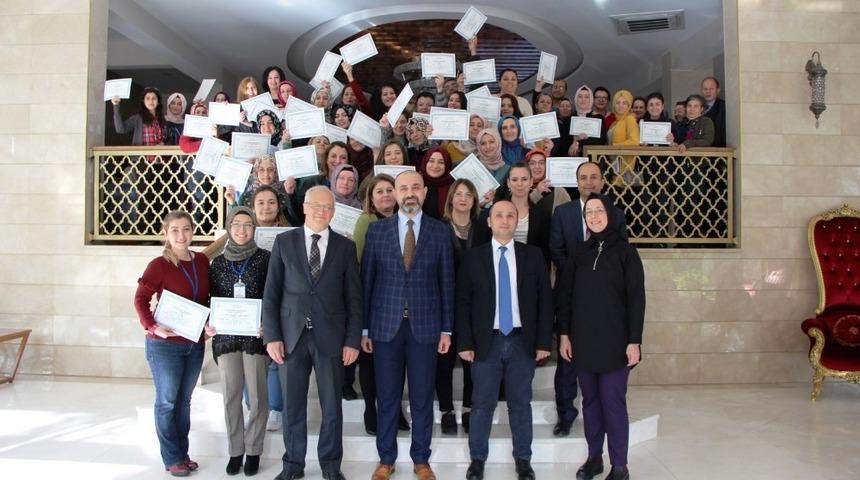 Sağlık personeline ’Yenidoğan Canlandırma’ eğitimi