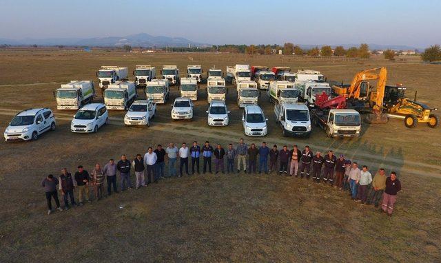 Saruhanlı Belediyesi 230 personel ve 105 araçla hizmet veriyor