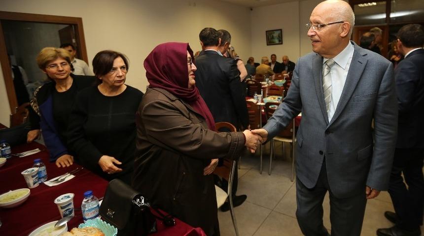 Başkan Yaşar, muhtarlarla buluştu