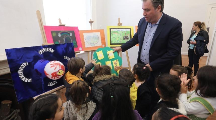 Buca’nın pırlantaları istedikleri hayatı resmetti