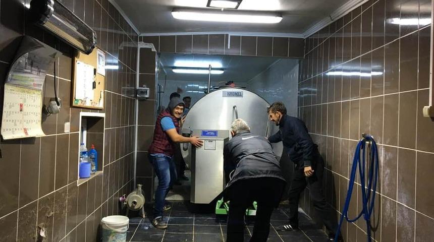 B&uuml;y&uuml;kşehir&rsquo;den Aliağa&rsquo;ya 5 tonluk s&uuml;t soğutma tankı