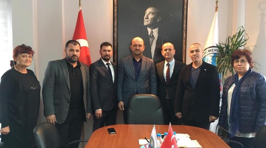 Bornova&rsquo;dan aday adayı Ko&ccedil;analı, ziyaretleri hızlandırdı