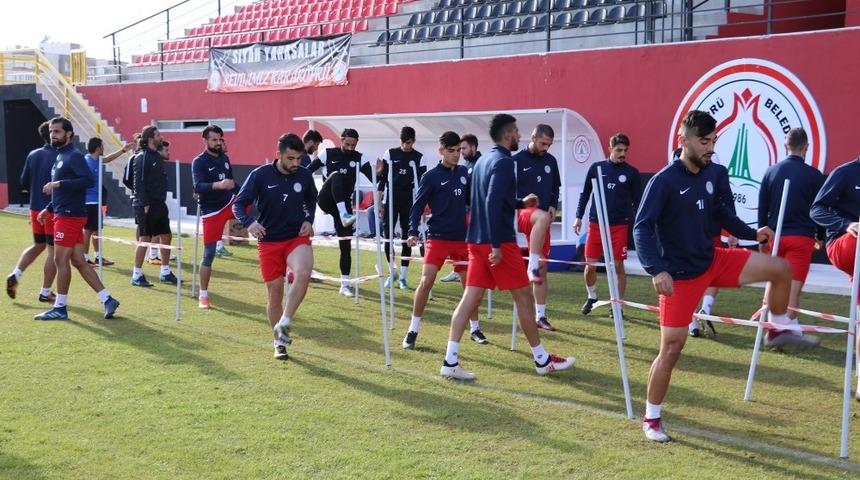 Karak&ouml;pr&uuml; Belediyespor Velimeşe&rsquo;ye hazırlanıyor