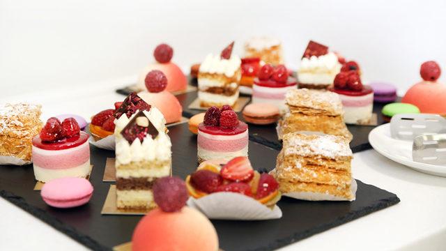 Kolay tatlı tarifleri: Her çeşitten yapımı kolay enfes tatlı tarifleri 