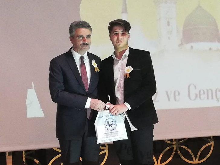 “Peygamber ve Gençlik" konulu konferans G5