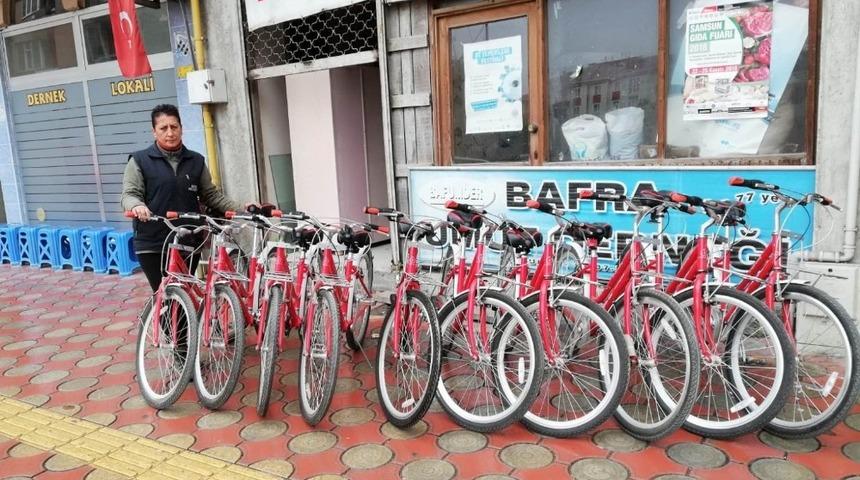 Büyükşehir Belediyesinden kadınlara bisiklet desteği