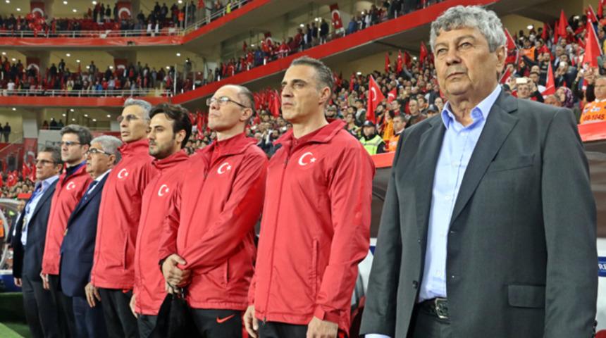 A Milli Futbol Takımı'nda Lucescu ile yollar ayrılıyor