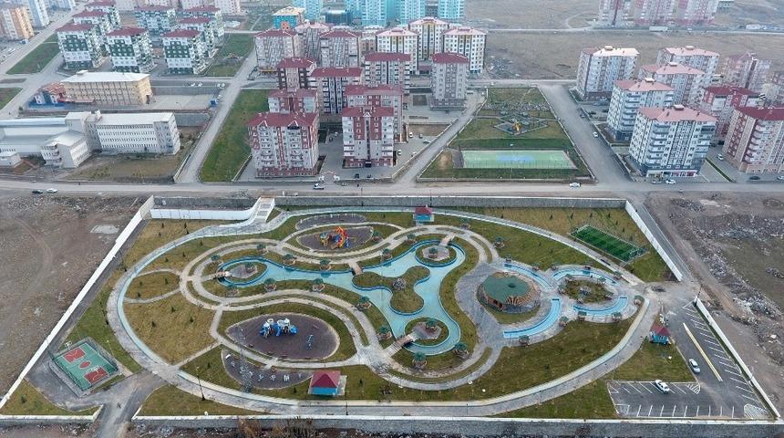 B&uuml;y&uuml;kşehir&rsquo;den muhteşem bir yeşil alan daha: Hilalkent Park