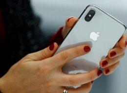 Apple'da yanlış giden bir şeyler mi var? Teknoloji devinin hisselerinin düşmesinin dört nedeni