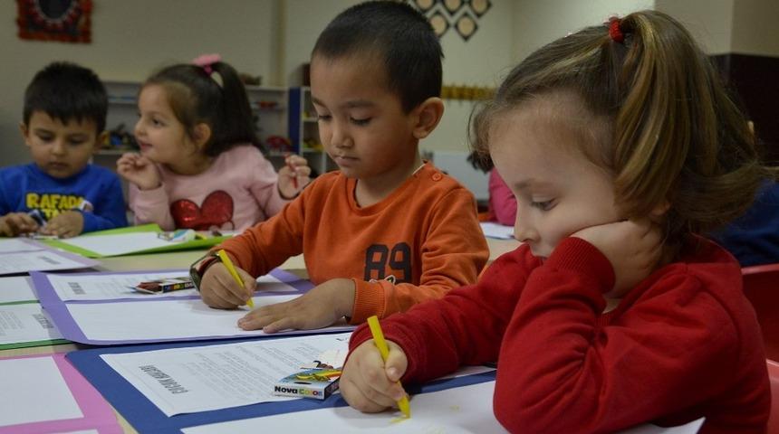 &Ccedil;ocuk Hakları G&uuml;n&uuml;&rsquo;n&uuml; kutladılar