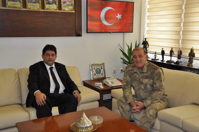 ETB Başkanı Oral’dan Jandarma Bölge Komutanı Tümgenaral Hacıoğlu’na ziyaret
