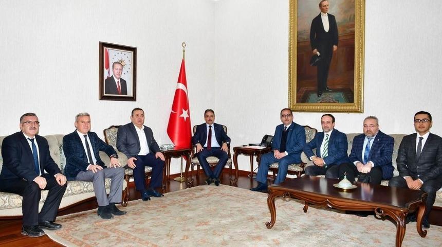 TSYD Konya Şubesinden Vali Toprak&rsquo;a ziyaret
