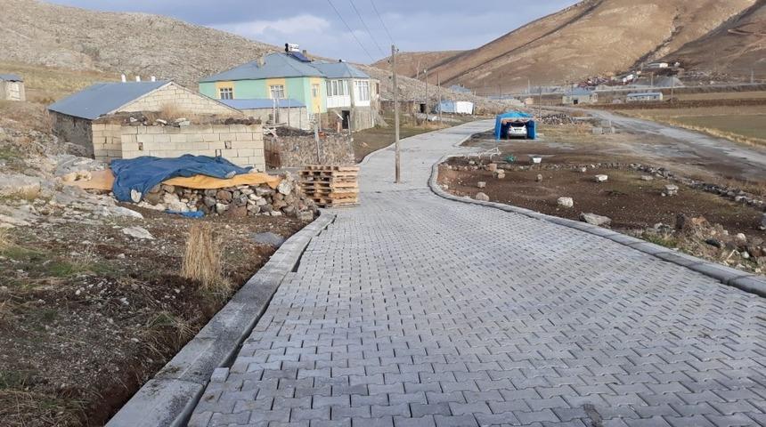 &Ccedil;aldıran&rsquo;da yol yapım &ccedil;alışması