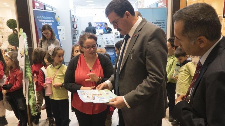 &Ccedil;ocuklar eğlenerek haklarını &ouml;ğrendiler