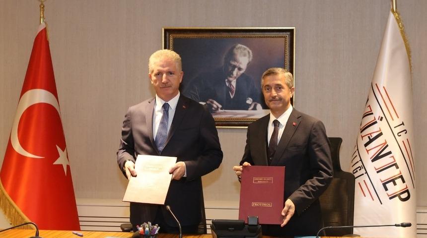 Şahinbey Belediyesi 164 &ouml;ğrenciyi daha umreye g&ouml;nderecek