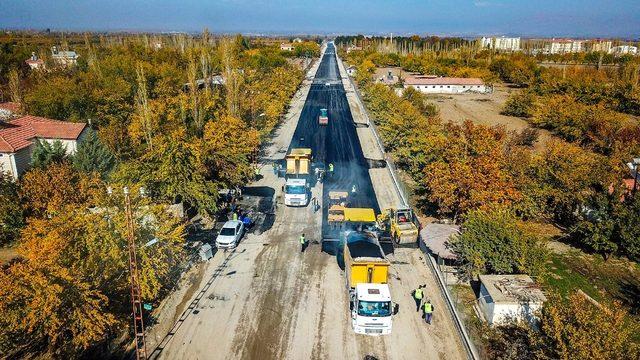 Karakaya baraj yolu 22 metre genişliğe çıkarıldı