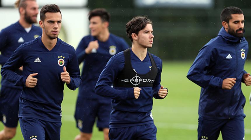 Sakatlanan Ferdi Kadıoğlu 4 hafta sahalardan uzak kalacak