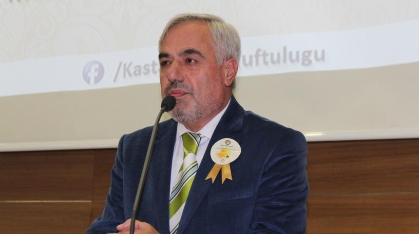 Hz. Peygamberimiz ve Gen&ccedil;lik konulu konferans d&uuml;zenlendi