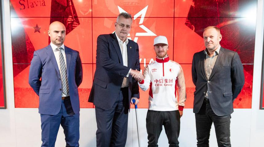 Stoch Slavia Prag ile s&ouml;zleşmesini uzattı!