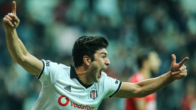 Şenol Güneş, Beşiktaş orta sahasında revizyona gidiyor