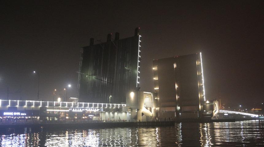 Unkapanı, Galata ve Haliç Metro köprüsü deniz trafiğine açıldı