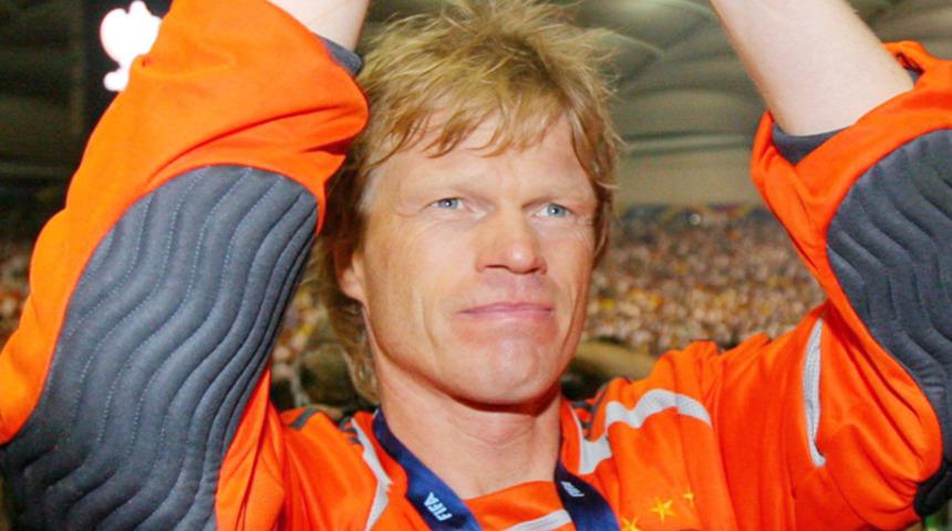 Oliver Kahn Bayern'e başkan olarak dönüyor