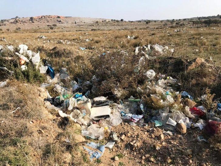 Ayvalık’ı çöplerden temizlediler G4