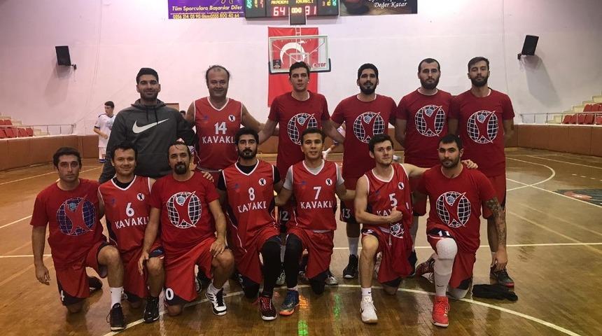 Kavaklı Koleji B&uuml;y&uuml;k Erkekler Basketbol Takımında hedef şampiyonluk