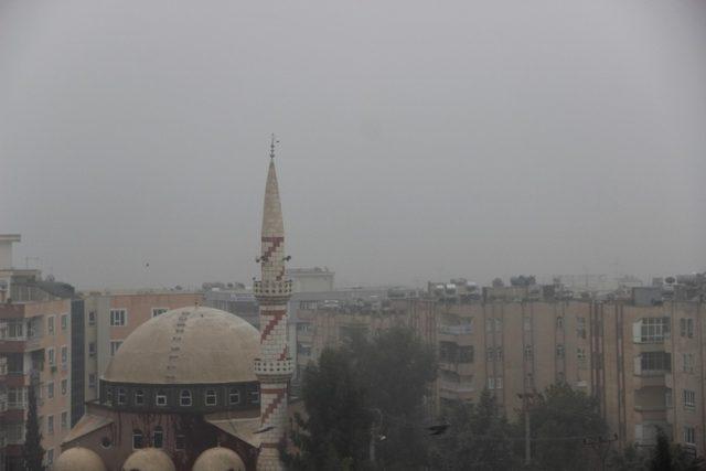 Şanlıurfa’da yağmur ve sis etkili oldu