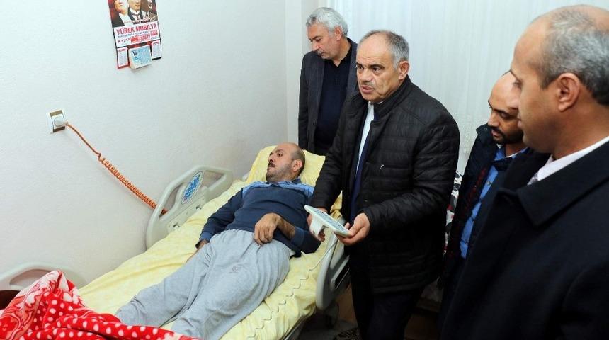 Yahyalı&rsquo;da yatağa bağımlı hastalara motorlu yatak dağıtıldı