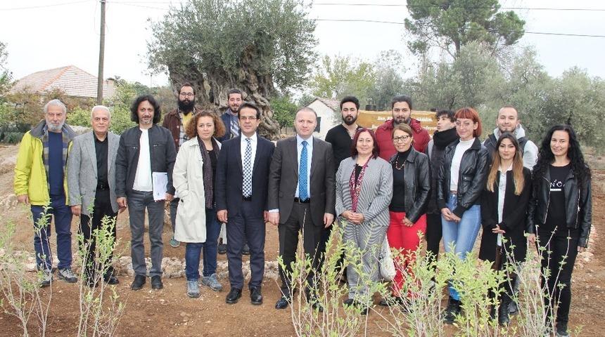 G&uuml;zel Sanatlar &Ouml;ğrencileri Zeytinpark&rsquo;ı &ouml;l&uuml;ms&uuml;zleştirecek