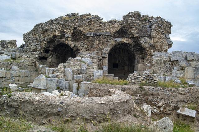 İznik'te 1600 ton toprak altından çıkan 2500 yıllık tarih