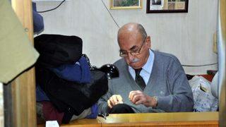 'Liderlerin örgücüsü!' Müşterilerini duyan şaşıp kalıyor