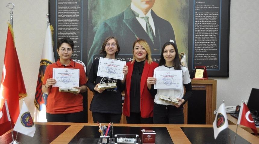 GKV’liler Avrupa Gençlik Parlamentosu (EYP) Kulübü’nde