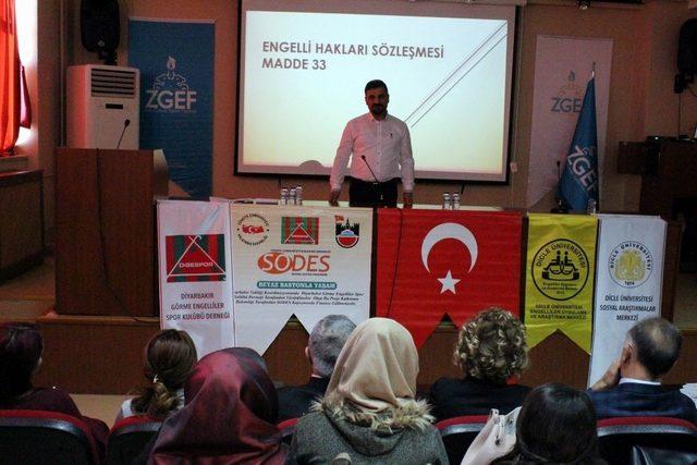 DÜ görme engellilere yönelik tutum ve davranış semineri düzenledi