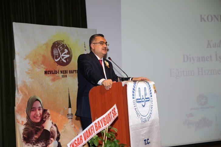 Mevlid-i Nebi Haftası dolayısıyla “Peygamberimiz ve Gençlik” konulu konferans düzenlendi G4