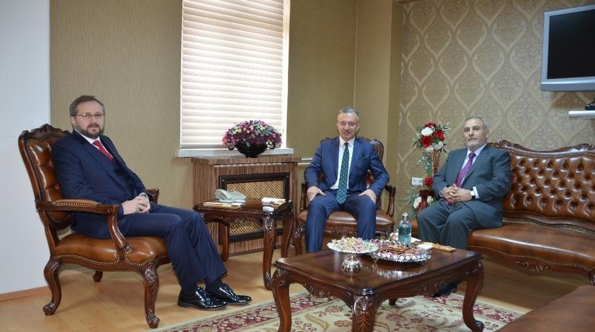 Dr. Selim Argun&rsquo;dan Rekt&ouml;r Levent&rsquo;e Ziyaret