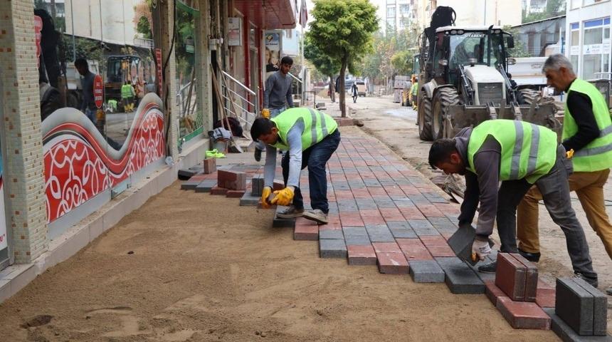 Siirt&rsquo;te kaldırım &ccedil;alışmaları s&uuml;r&uuml;yor