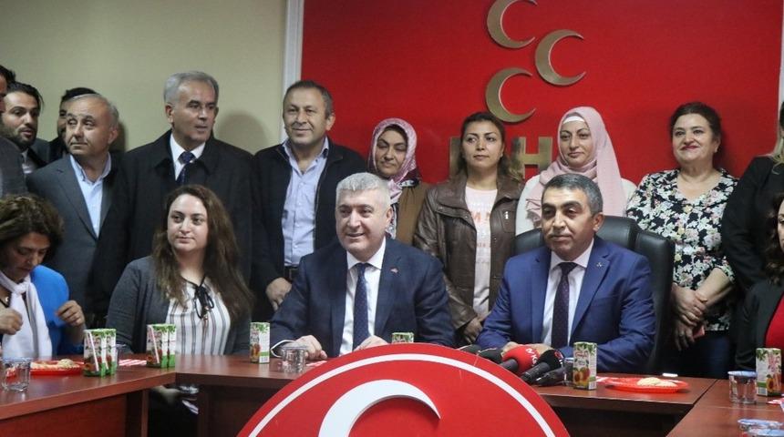 Hakan Kaya MHP&rsquo;den b&uuml;y&uuml;kşehir belediye başkan aday adaylığını a&ccedil;ıkladı