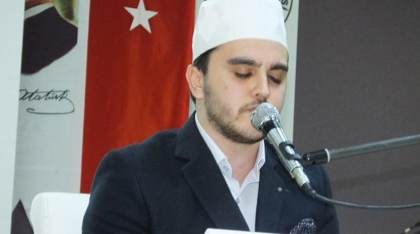 Burhaniye&rsquo;de Peygamberimiz ve Gen&ccedil;lik Konferansı ilgi g&ouml;rd&uuml;